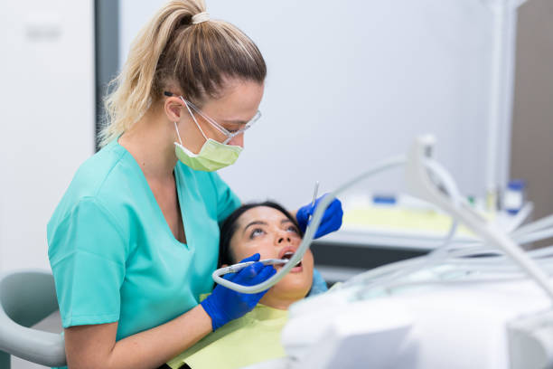 Best Emergency Dentist for Knocked-Out Tooth in Chesaning, MI